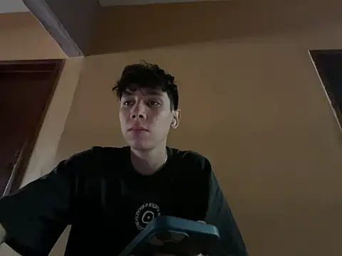 Snapshot of Omaaaaaaa00001 chatting on 6, 2, 2025 Omaaaaaaa00001 online show from 6, 2, 2025