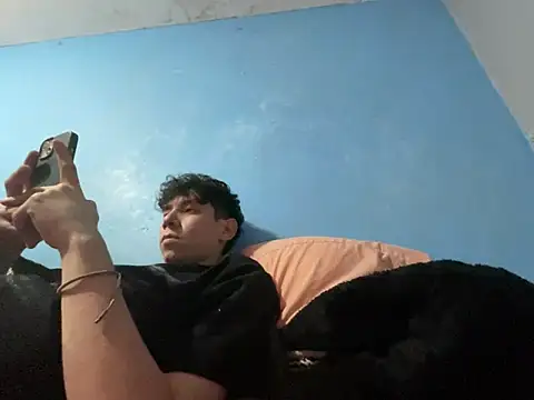 Snapshot of Omaaaaaaa00001 chatting on 12, 2, 2025 Omaaaaaaa00001 online show from 12, 2, 2025