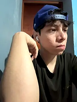 Snapshot of Omaaaaaaa00001 chatting on 7, 11, 2025 Omaaaaaaa00001 online show from 7, 11, 2025