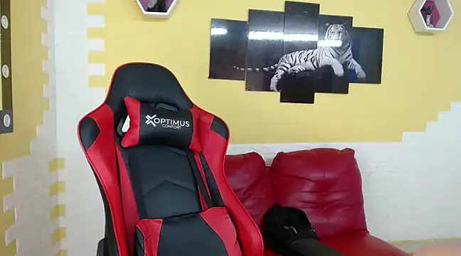 mau elixxx online show from 12, 1, 2025