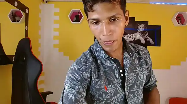 mau elixxx online show from 19, 1, 2025