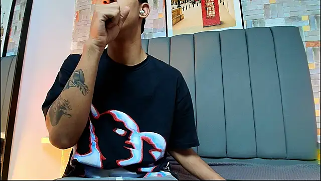 Snapshot of hares_mds chatting on 8, 3, 2026 hares mds online show from 8, 3, 2026