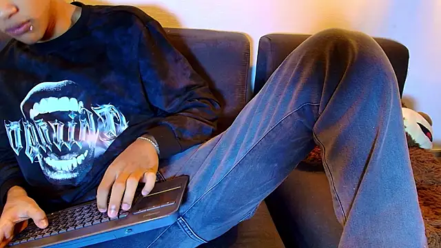 Snapshot of hares_mds chatting on 13, 3, 2026 hares mds online show from 13, 3, 2026