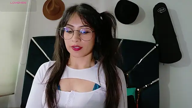 Jade Zephyra online show from 31, 1, 2026