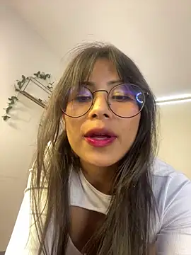 Jade Zephyra online show from 5, 2, 2026