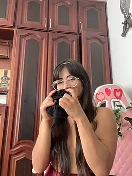 Jade Zephyra online show from 13, 3, 2026