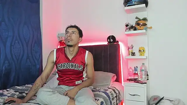 Snapshot of _tatho_perovich_ chatting on 9, 2, 2025 tatho perovich online show from 9, 2, 2025