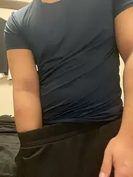 Snapshot of YU-KI00 chatting on 14, 11, 2025 YU-KI00 online show from 14, 11, 2025