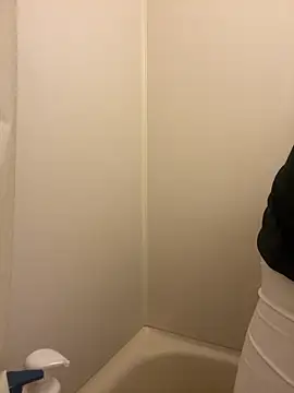 Snapshot of YU-KI00 chatting on 22, 11, 2025 YU-KI00 online show from 22, 11, 2025