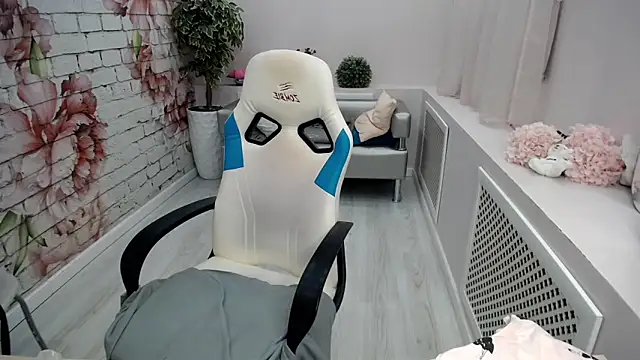 Cutie Asya online show from 16, 10, 2025