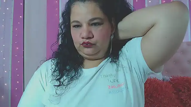 Snapshot of may_prg chatting on 29, 1, 2025 may prg online show from 29, 1, 2025