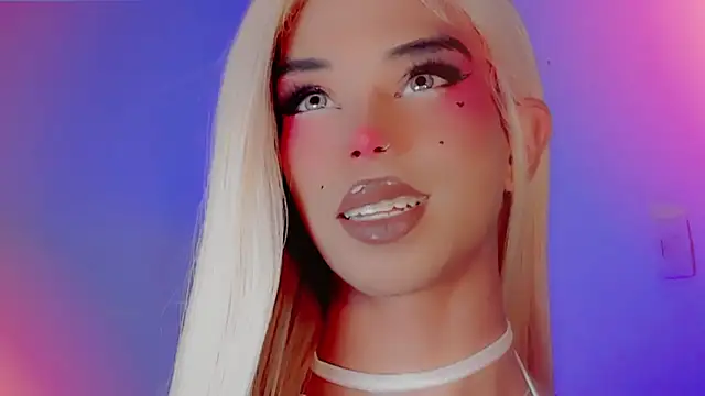 Snapshot of DanniLee_ chatting on 28, 11, 2025 DanniLee online show from 28, 11, 2025