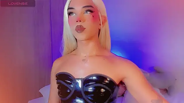 Snapshot of DanniLee_ chatting on 13, 3, 2026 DanniLee online show from 13, 3, 2026