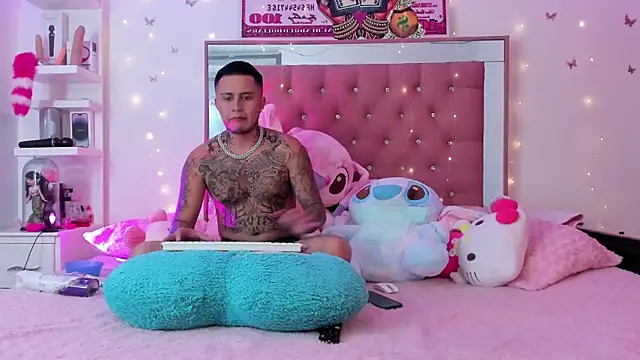 Snapshot of tamy_ian chatting on 20, 1, 2025 tamy ian online show from 20, 1, 2025