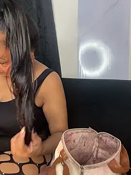 Snapshot of chiquimaturesexy chatting on 18, 2, 2026 chiquimaturesexy online show from 18, 2, 2026