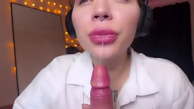 Snapshot of PaulaPratt chatting on 1, 12, 2024 PaulaPratt online show from 1, 12, 2024