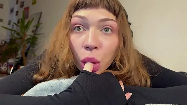 Snapshot of PaulaPratt chatting on 9, 1, 2025 PaulaPratt online show from 9, 1, 2025