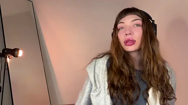 Snapshot of PaulaPratt chatting on 12, 3, 2025 PaulaPratt online show from 12, 3, 2025