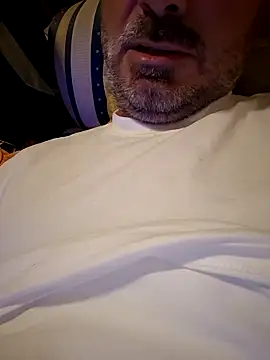 Snapshot of 1talianBeutifulCock chatting on 21, 10, 2025 1talianBeutifulCock online show from 21, 10, 2025