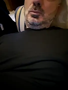 Snapshot of 1talianBeutifulCock chatting on 5, 12, 2025 1talianBeutifulCock online show from 5, 12, 2025