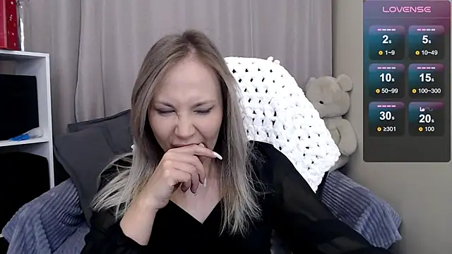 Sunny bunny6 online show from 9, 2, 2026