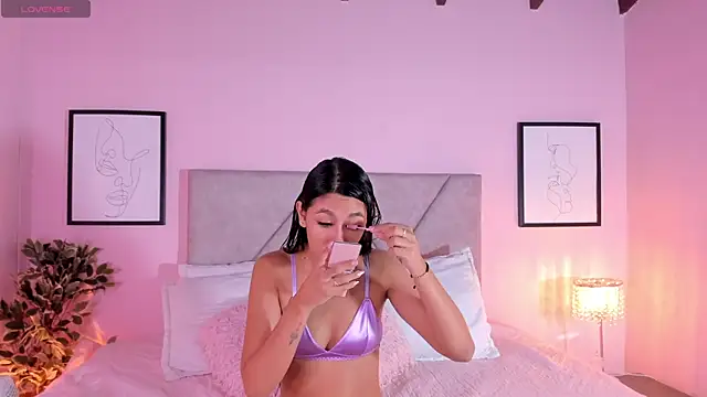 Emilyh  online show from 20, 2, 2026