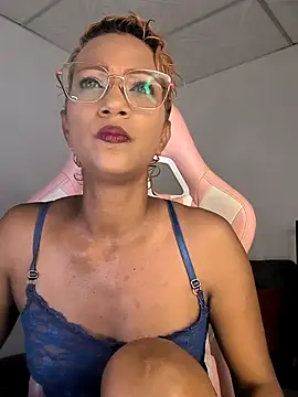 Amaliu  online show from 5, 10, 2025