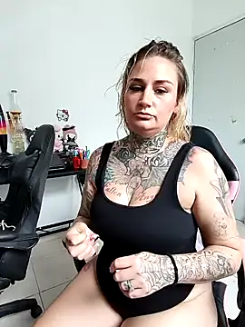 Snapshot of Lisacasandra chatting on 1, 1, 2025 Lisacasandra online show from 1, 1, 2025