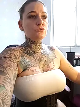 Snapshot of Lisacasandra chatting on 2, 3, 2025 Lisacasandra online show from 2, 3, 2025