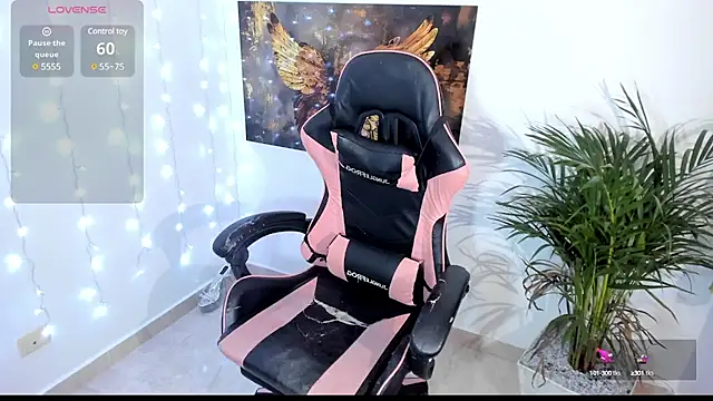 vioolettss online show from 7, 2, 2025