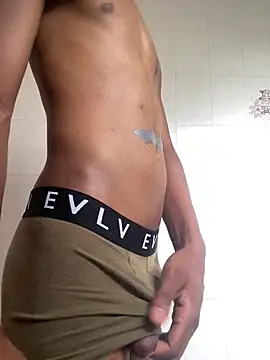 soulbreaker12 online show from 5, 1, 2025