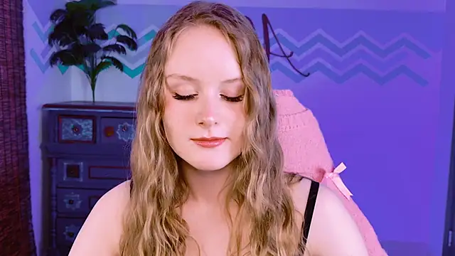 VivienLeeigh online show from 22, 10, 2025