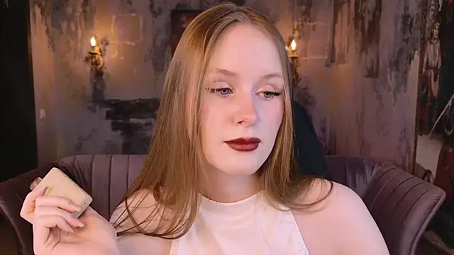 VivienLeeigh online show from 21, 11, 2025