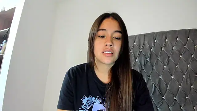 AriaMontgomery online show from 25, 1, 2025