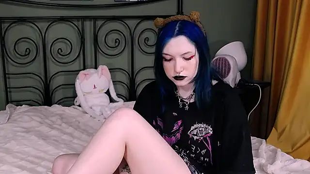 Snapshot of BlackyTea chatting on 5, 1, 2025 BlackyTea online show from 5, 1, 2025