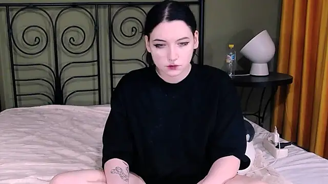 Snapshot of BlackyTea chatting on 3, 3, 2025 BlackyTea online show from 3, 3, 2025