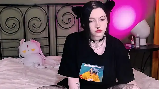 Snapshot of BlackyTea chatting on 27, 9, 2025 BlackyTea online show from 27, 9, 2025