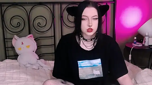 Snapshot of BlackyTea chatting on 17, 10, 2025 BlackyTea online show from 17, 10, 2025
