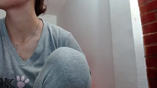 Snapshot of holy_juli chatting on 10, 3, 2026 holy juli online show from 10, 3, 2026