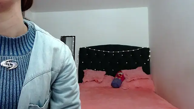 Snapshot of holy_juli chatting on 21, 3, 2026 holy juli online show from 21, 3, 2026