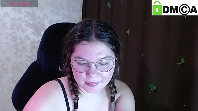 Snapshot of holy_michela chatting on 25, 10, 2025 holy michela online show from 25, 10, 2025