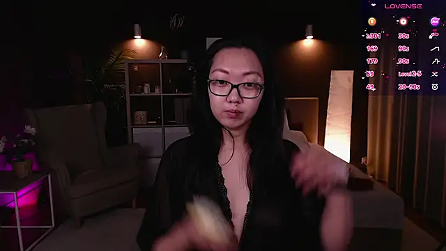 Marine Vact online show from 10, 10, 2025