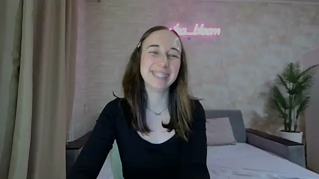 Anika bloom online show from 6, 2, 2025