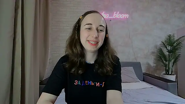 Anika bloom online show from 8, 2, 2025