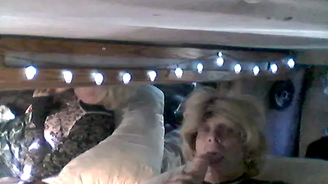 Snapshot of MaryCDslut69 chatting on 15, 9, 2025 MaryCDslut69 online show from 15, 9, 2025