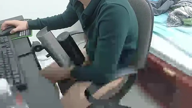 Snapshot of MIXEMKUTAKO chatting on 23, 10, 2025 MIXEMKUTAKO online show from 23, 10, 2025