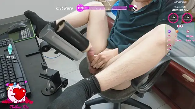 Snapshot of MIXEMKUTAKO chatting on 6, 11, 2025 MIXEMKUTAKO online show from 6, 11, 2025