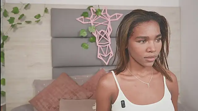 Lily Miiller online show from 20, 11, 2025