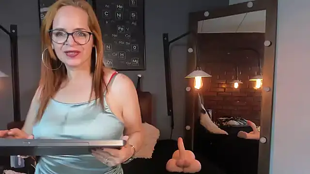 Samantha mature56 online show from 4, 2, 2025