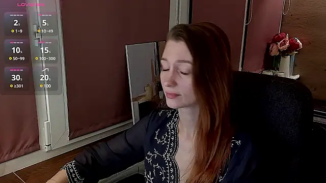 Snapshot of Fox_sky_Fox chatting on 7, 12, 2024 Fox sky Fox online show from 7, 12, 2024